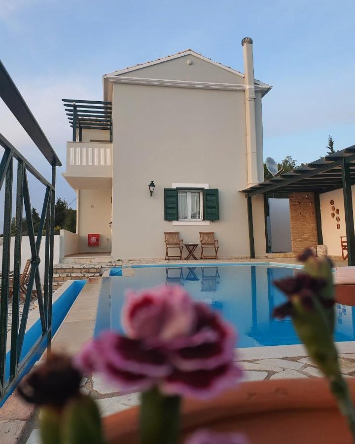 Villa Ioanna Kalamítsi 외부 사진