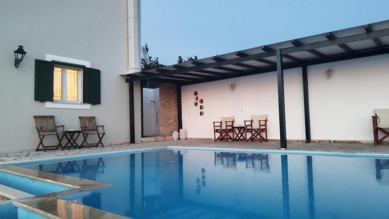 Villa Ioanna Kalamítsi 외부 사진